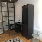 Plac Bankowy Apartment, Metro 公寓 华沙