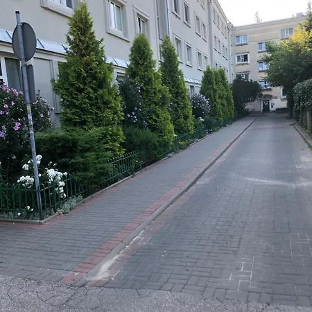 Plac Bankowy Apartment, Metro Warsaw