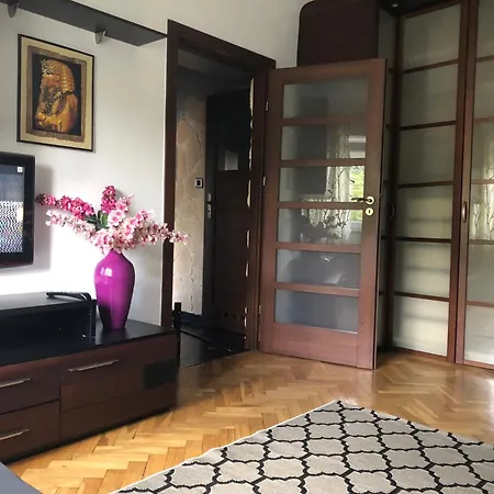 Plac Bankowy Apartment, Metro شقة