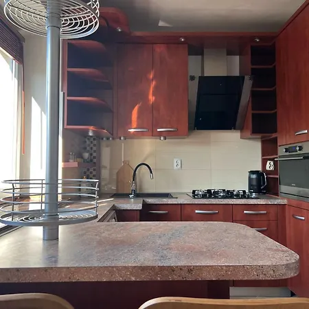 Plac Bankowy Apartment, Metro * Варшава