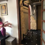 דירה Plac Bankowy Apartment, Metro