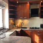 Plac Bankowy Apartment, Metro דירה *